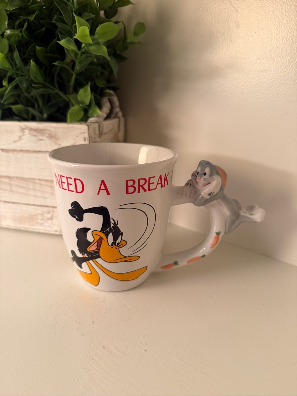 Warner Bros. Looney Tunes "I Need A Break" Vintage Collectible Ceramic Mug 3D